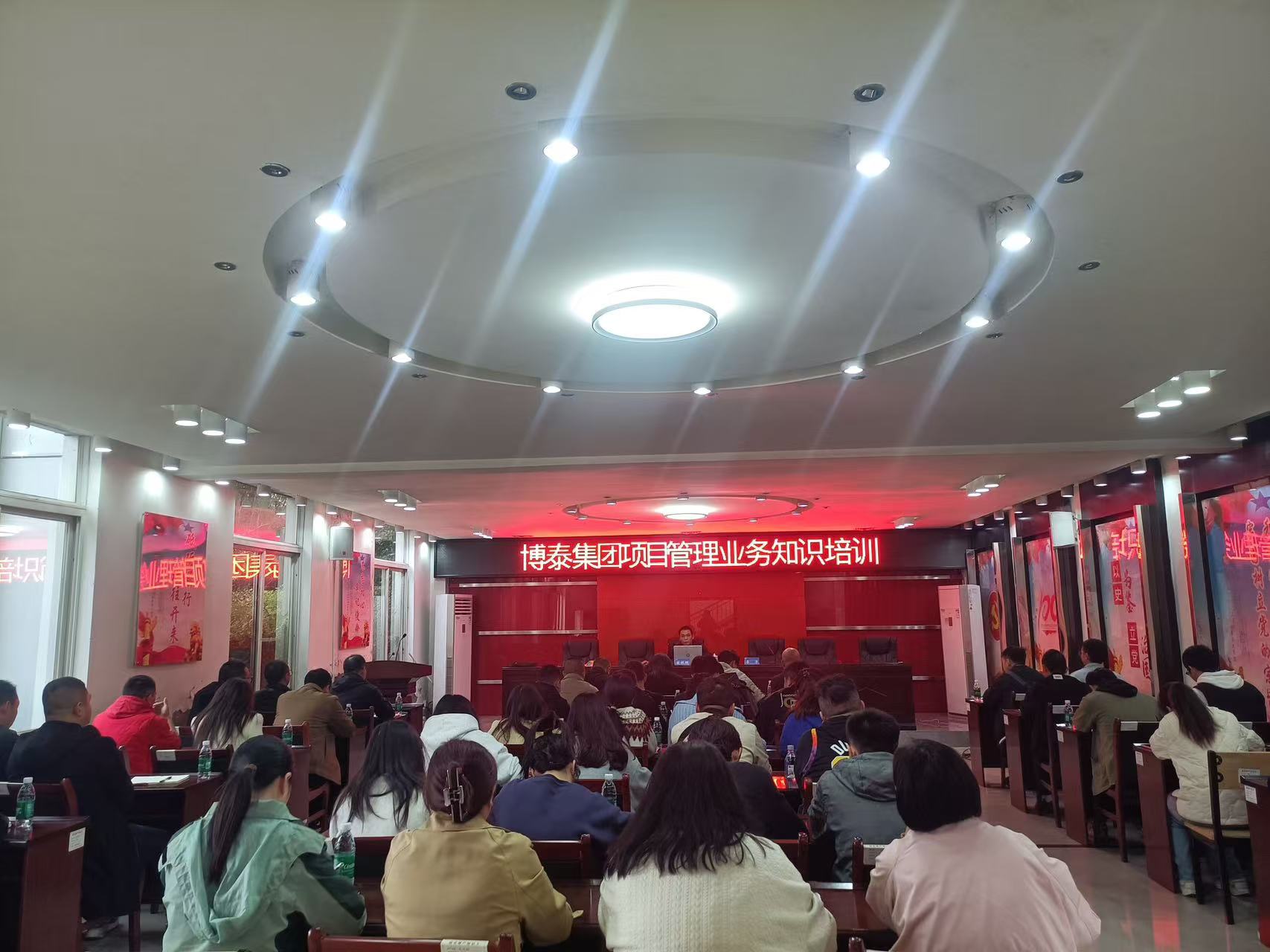 �����Ŀ���������������I(y��)��(w��)֪�R��Ӗ(x��n) ----��̩���F(tu��n)�M���_չ�Ŀ���팣�}��Ӗ(x��n)